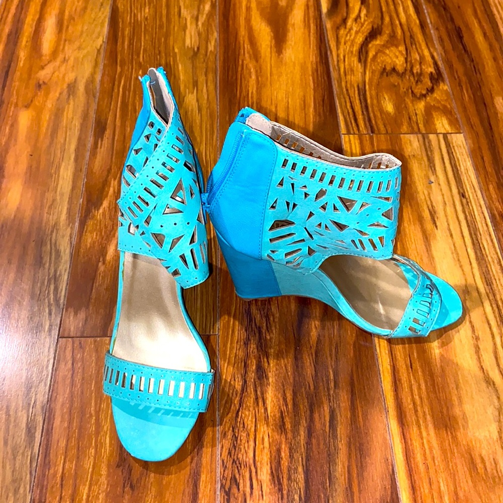 Blue shoes size six